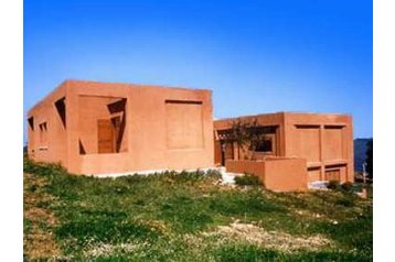 Grecia Privát Panormos, Exterior
